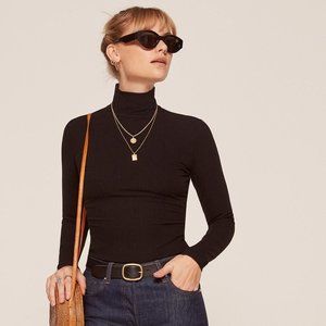 Reformation Bridgette Ribbed Turtleneck Size S